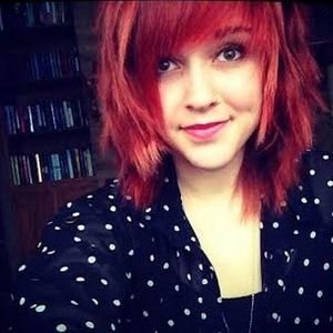 Meet your Posher, Claudia